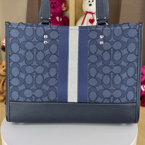 💥COACH - Dempsey Carryall In Signature Jacquard With Stripe And Patch - 45U520 - Picture 11 of 17